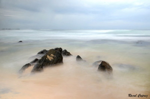 Sri Lankan seascape, 
slow speed + grey filter by Raoul Caprez 